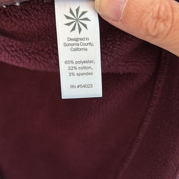 Athleta Women’s Easy Cozy Karma Jacket Cassis SIZE Medium #158372 maroon EUC! - Picture 11 of 12